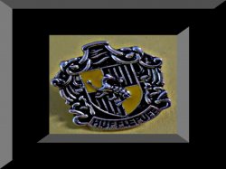 Vintage Silver Tone Harry Potter Hufflepuff Inspired Design Tie Pin For Men