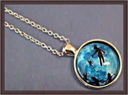 Silver Tone Peter Pan Design Necklace Unisex For Kids