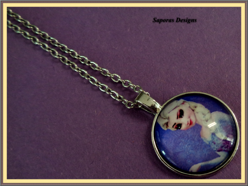 Image 0 of Disney Frozen Elsa Design Necklace Silver In Color For Girls