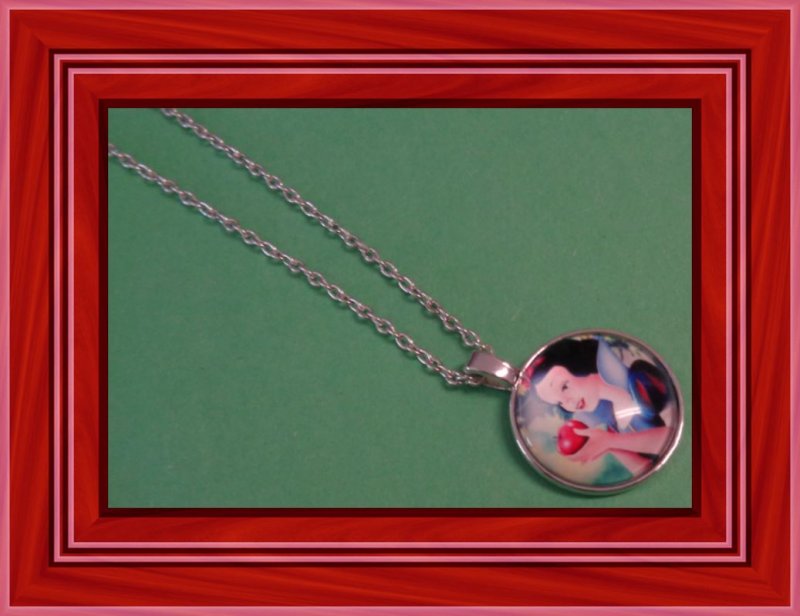 Image 0 of Silver Tone Snow White Design Necklace For Girls