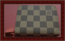 Checkered Grey & Cream White Zippy Coin Purse Leather Pink On The Inside 