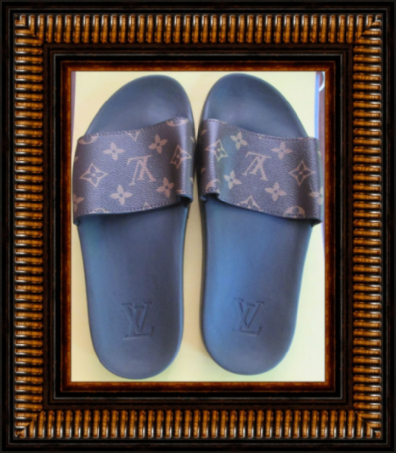 Image 0 of Brown & Black Pool Slides For Teens Or Women Size 7.5 Luxury Classy Style
