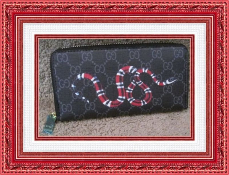 Image 0 of  Black Leather Snake Design Long Zippy Fashion Wallet For Women