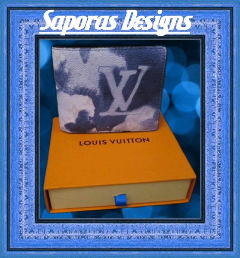 Image 0 of Blue & White Leather Bifold Wallet (Men)