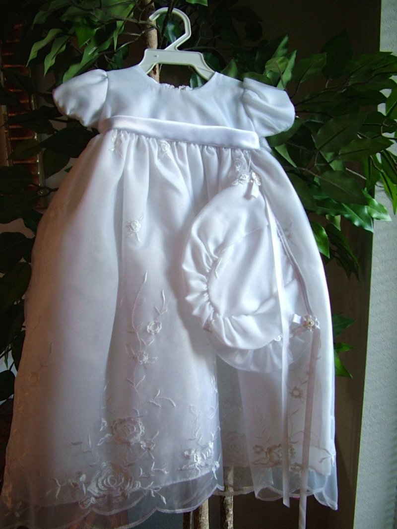 Image 2 of Gorgeous Lace Baby Girl Christening Dress Hat Set, Crayon Kids USA - White - Pol