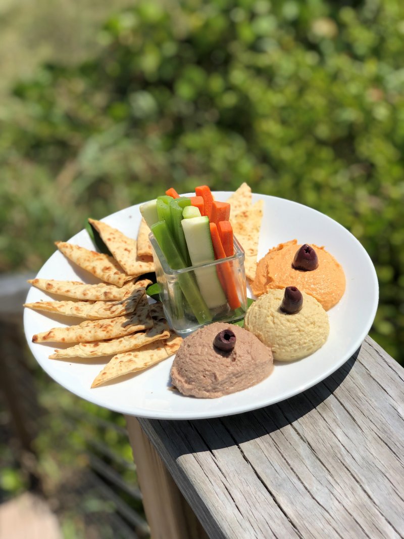 Mediterranean Hummus Platter