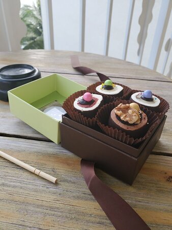 Sushi Cupcakes, Display Box of 8