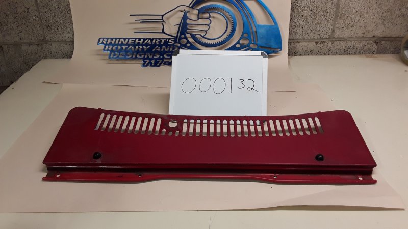 Image 0 of wiper cowl panel 81-85 000132