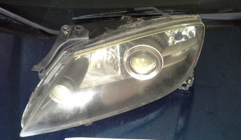 Image 0 of driver side non hid headlight 04-08 rx8