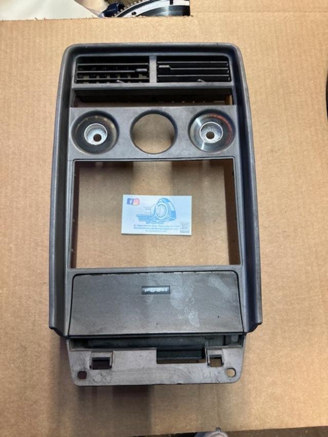 1984-85 Radio Trim