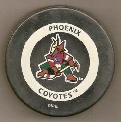 Vintage nhl Phoenix Coyotes Official Game puck Bettman