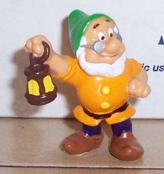 Disney SNOW WHITE Dwarf pvc Figure #26 by bully