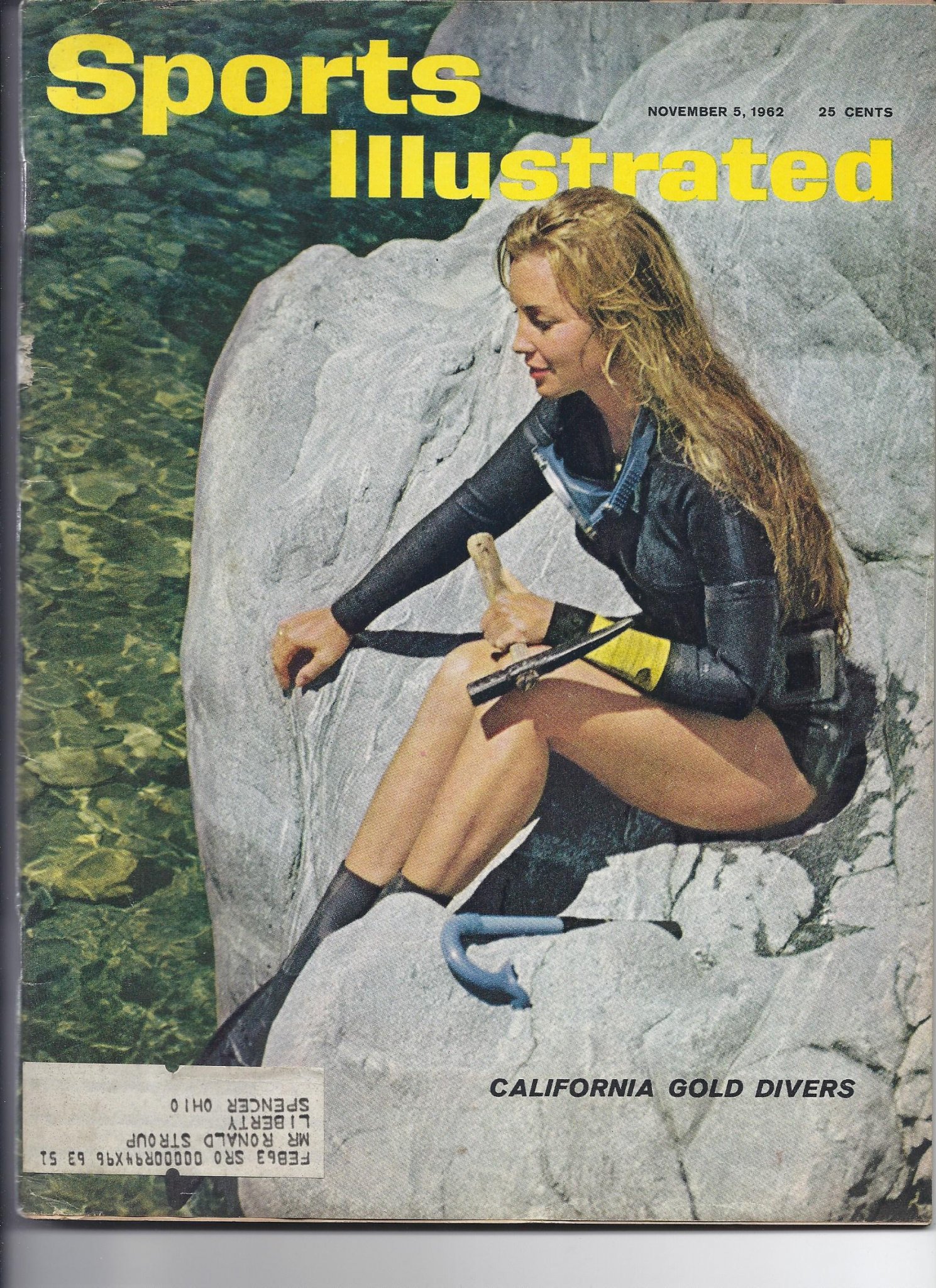 Front cover of the November 5, 1962 issue of Sports Illustrated magazine featuring diver Mary Anderson on a rock for the California Gold Divers story