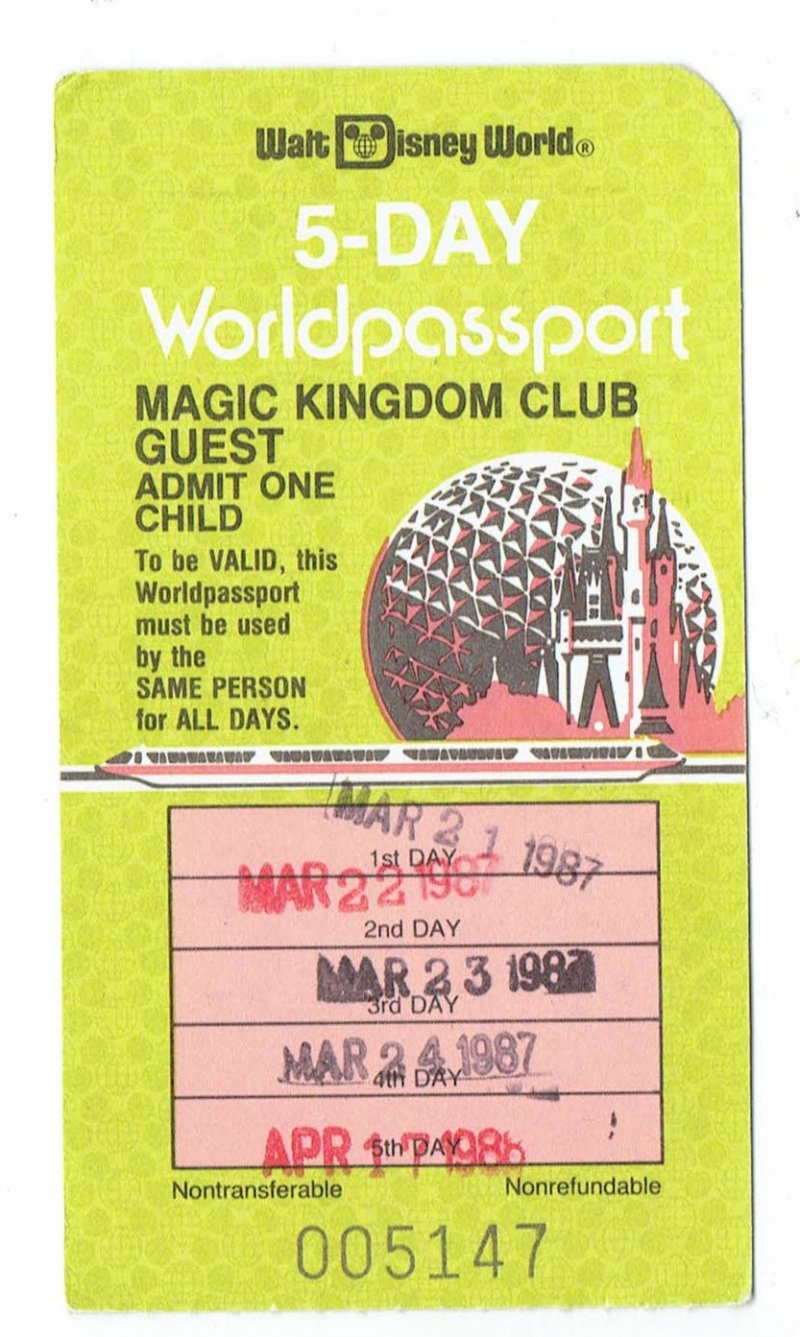 Image 0 of 1987 MKC Magic Kingdom Club Walt Disney World 5 day worldpassport Used Ticket
