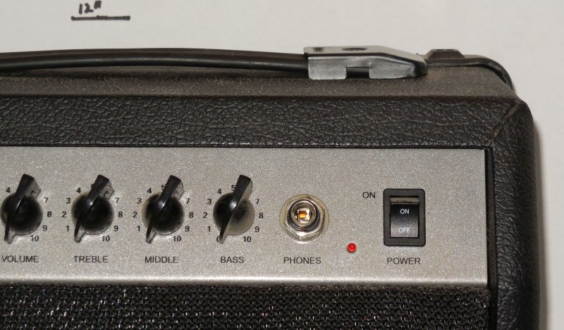 Image 3 of Dean M10 Mean 10 Guitar Practice Amp Rare HTF