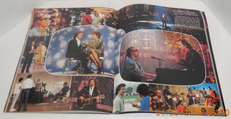 Image 12 of Neil Diamond 1987 Headed For the Future Tour Concert Program Souvenir Book HTF