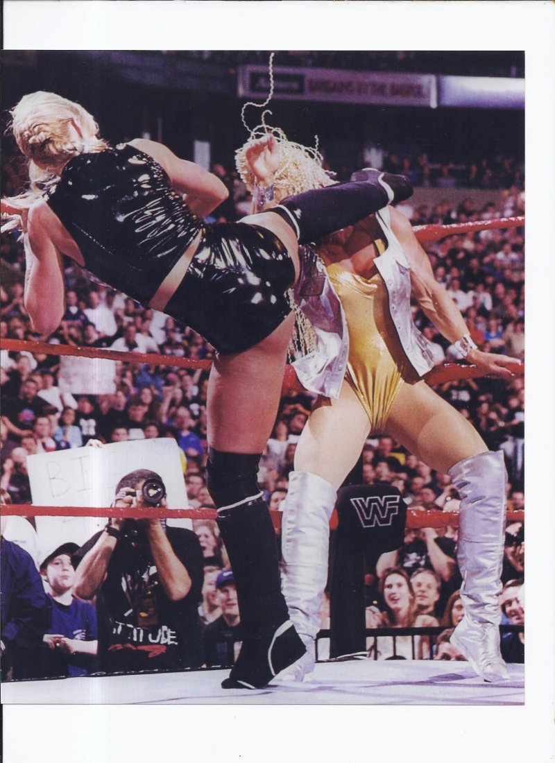 Image 0 of Sable and Luna 8x10 Unsigned Photo Wrestling WWE WWF WCW AWA TNA
