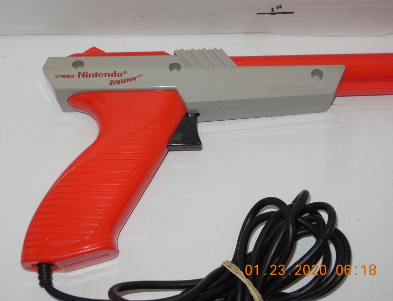 Image 0 of Vintage Nintendo Entertainment System NES Orange Zapper Gun Controller