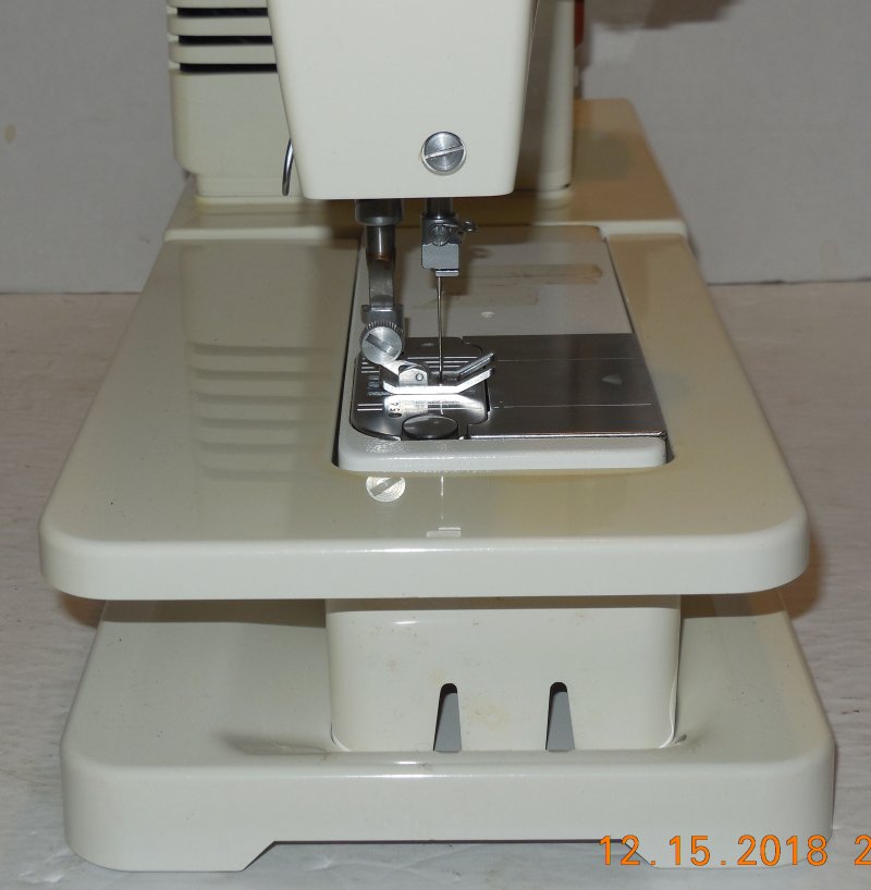 Singer Sewing Machine Model 6105 with Foot pedal