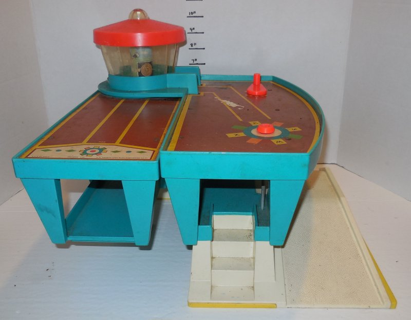 Image 3 of Fisher Price #996 Play Family Airport Vintage 1972 Little People Building Only
