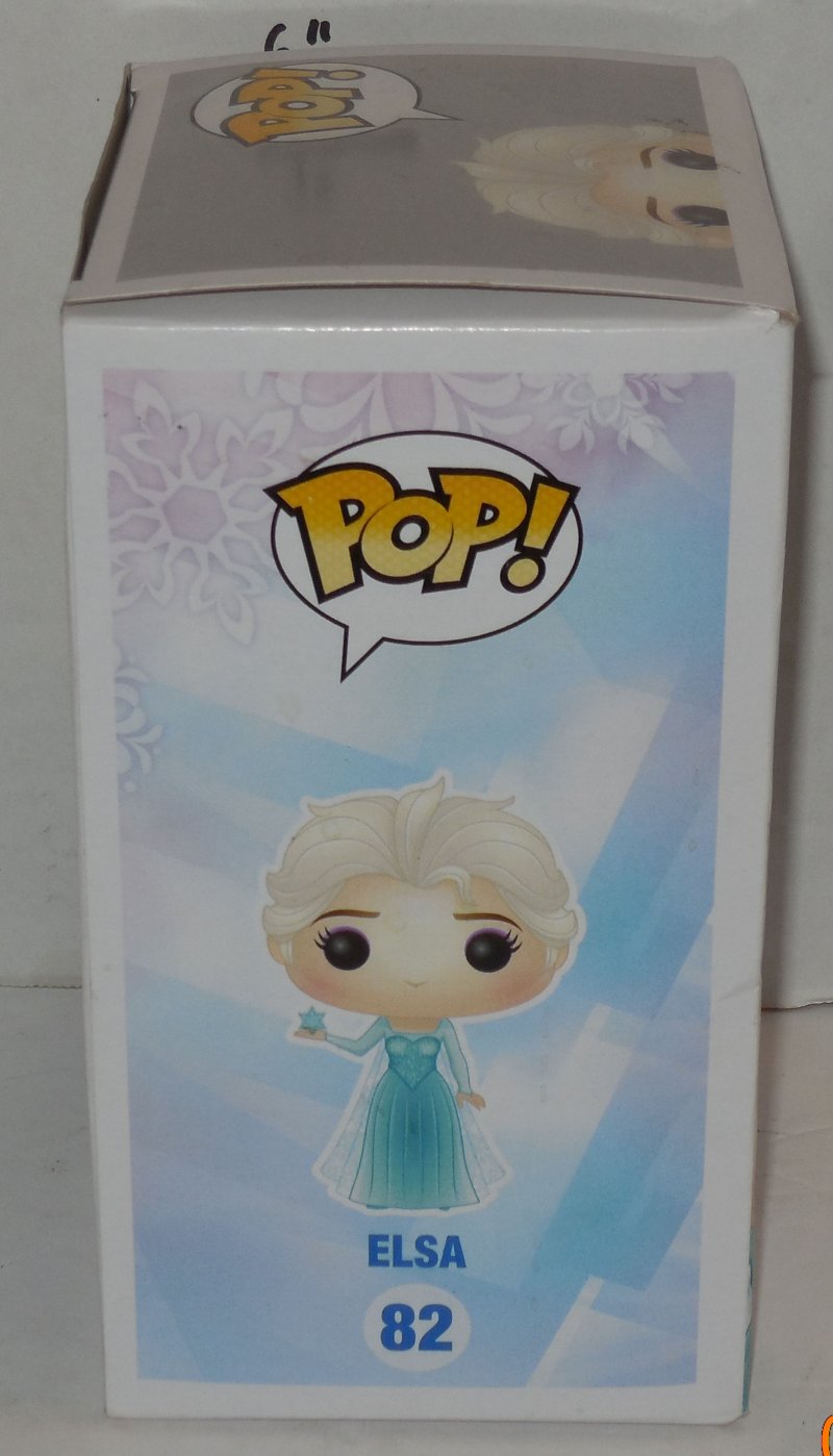 Image 3 of Funko Pop Disney Frozen Elsa #82 NIP Vinyl Figure