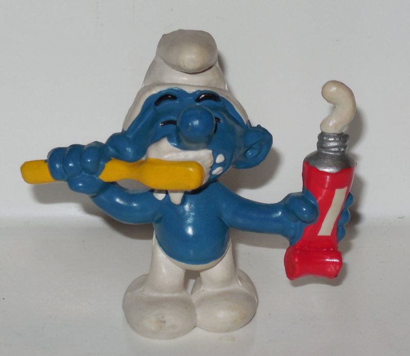 Image 0 of 1979 Peyo Schleich Toothpaste Smurf #20064 PVC figure SMURFS Vintage