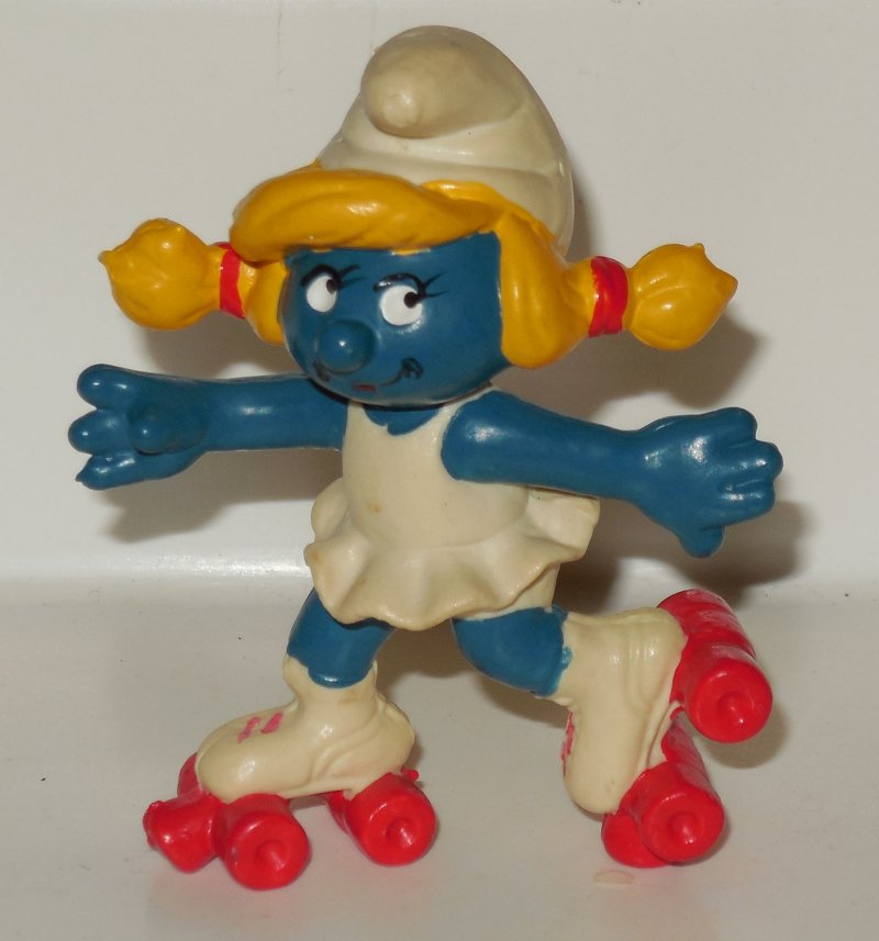 Image 0 of 1981 Peyo Schleich Rollerskate Smurfette #20126 PVC figure smurf SMURFS Vintage