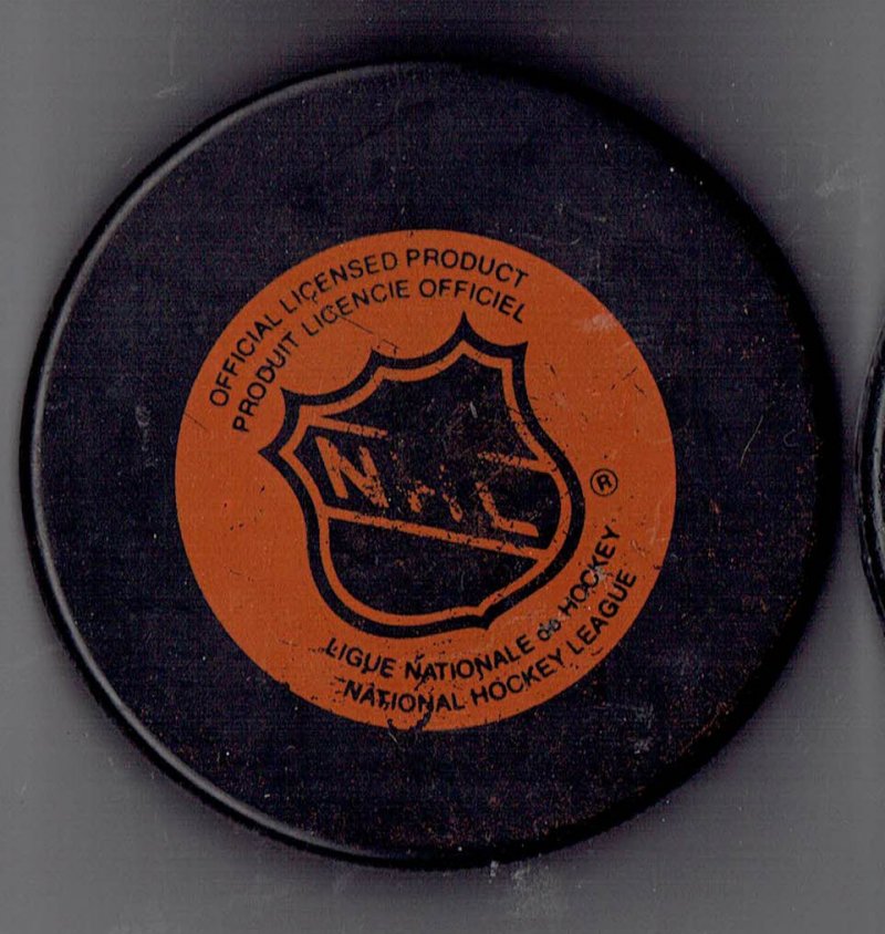 Image 1 of Vintage Chicago Blackhawks Large Logo souvenir PUCK