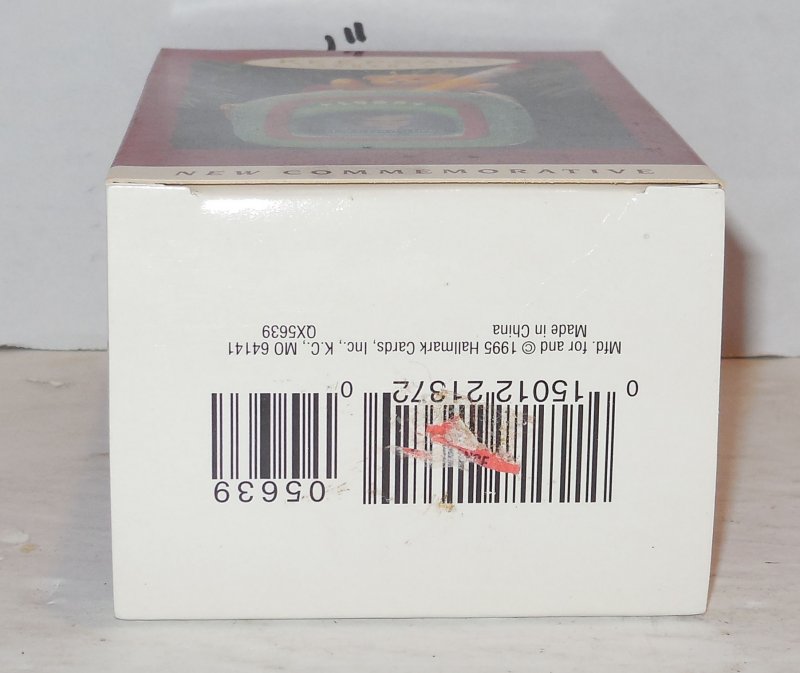 Image 4 of 1995 Hallmark Keepsake Ornament Packed With Memories MIB