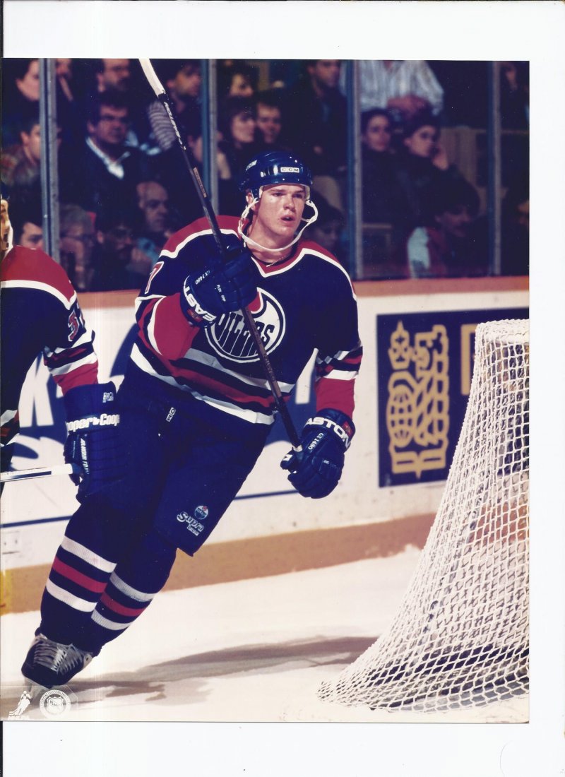 Image 0 of Jason Arnott 8x10 Unsigned Photo NHL Hockey Oilers Devils Stars Capitals