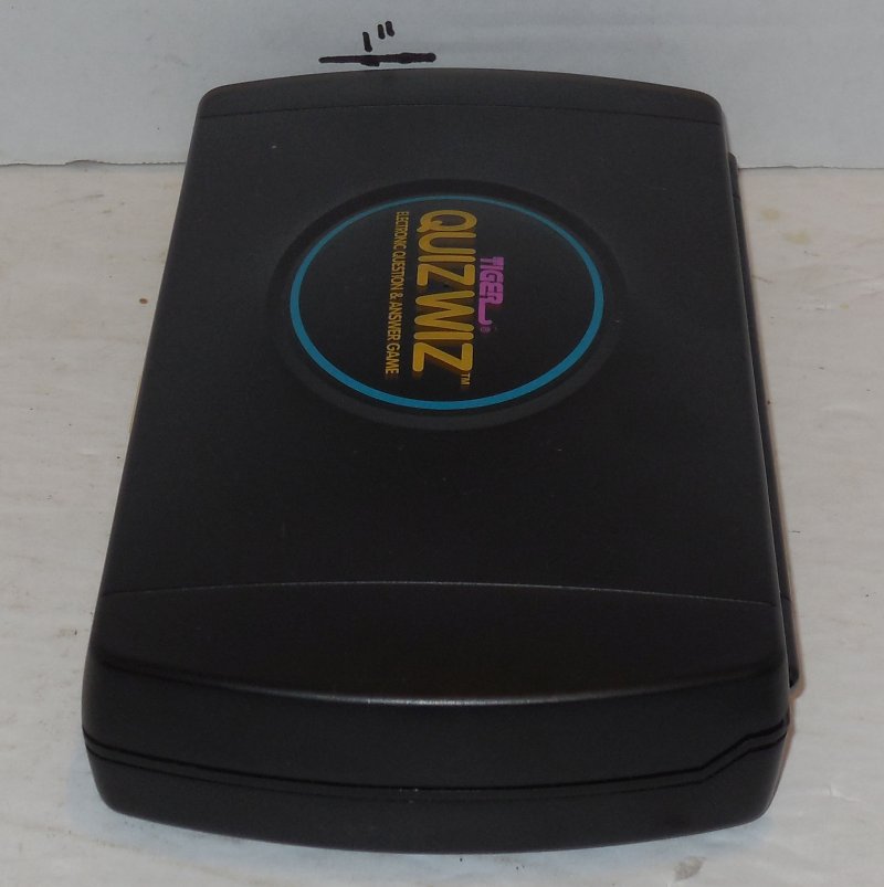 Image 1 of Vintage 1993 Tiger Electronics Quiz Wiz & 1001 General Questions Game Rare HTF
