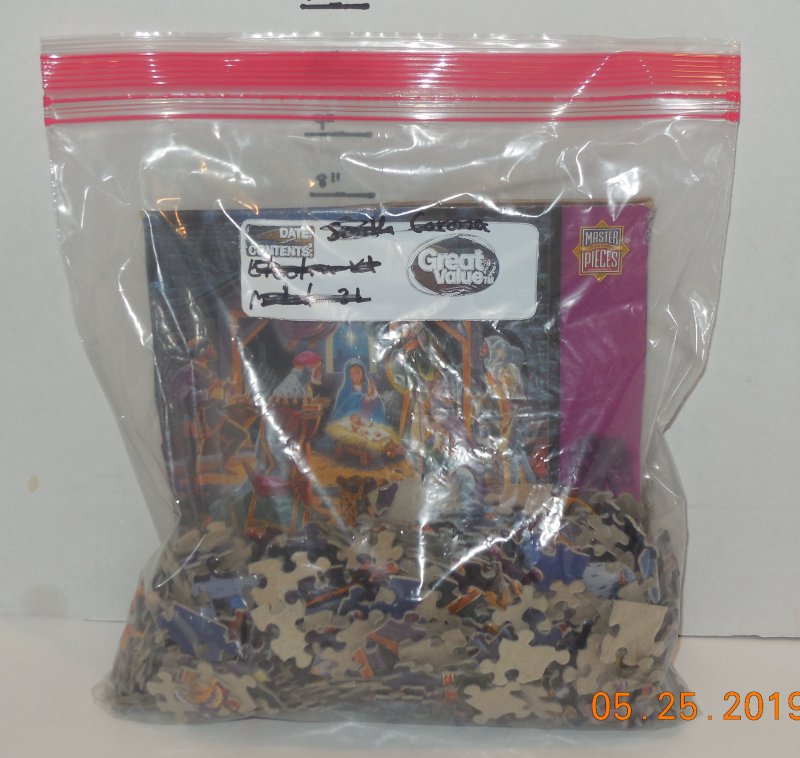 Image 2 of 500 Piece Jigsaw Puzzle Holly Night 15 x 21