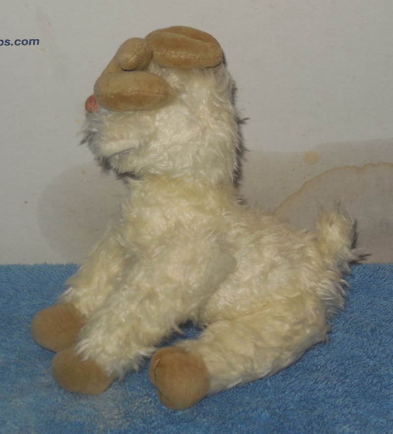 Image 1 of 1993 Ty Attic Treasure Mountain Goat RAMSEY Jointed Plush Toy Burgundy