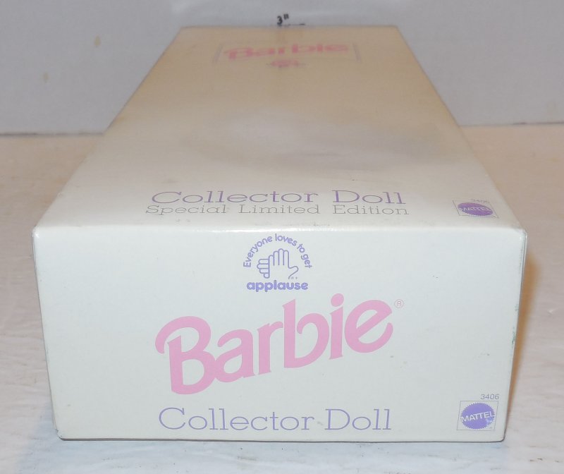 Image 5 of Mattel 1991 Barbie Collector doll Applause Special Limited Edition #3406