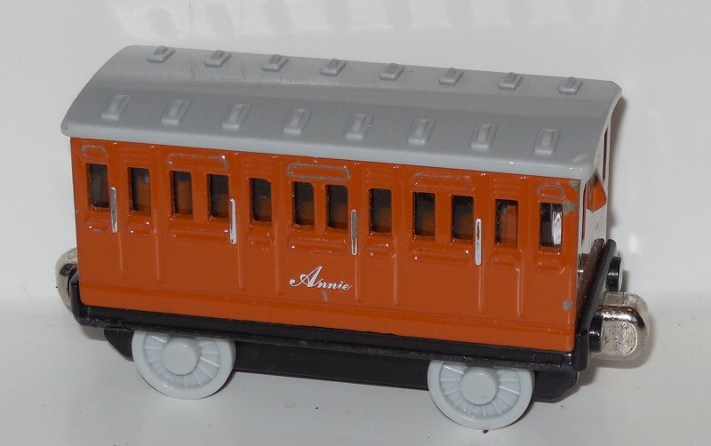 Image 0 of Gullane Thomas & Friends Diecast Annie Learning Curve