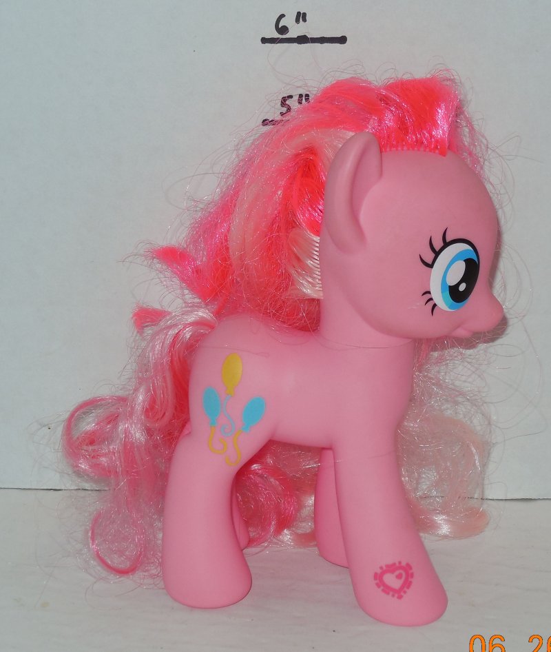 Image 0 of 2010 My Little Pony Pinkie Pie G4 MLP Hasbro
