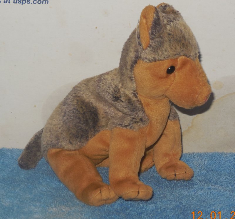 Image 0 of TY SARGE the GERMAN SHEPHERD DOG Beanie Baby plush toy