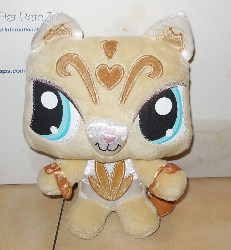 Image 0 of LITTLEST PET SHOP 8