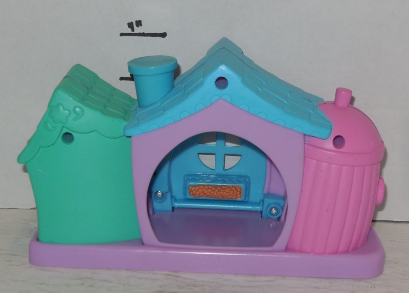Image 2 of 2006 Hasbro LITTLEST PET SHOP Purple House PLAYSET LPS6