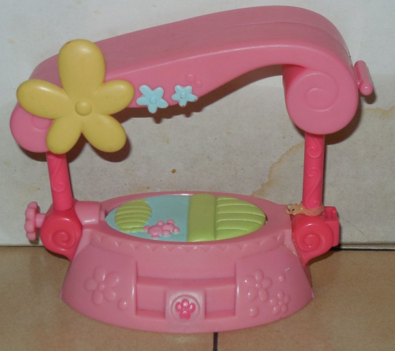 Image 0 of LITTLEST PET SHOP Fancy Friends Pet Bet Part LPS