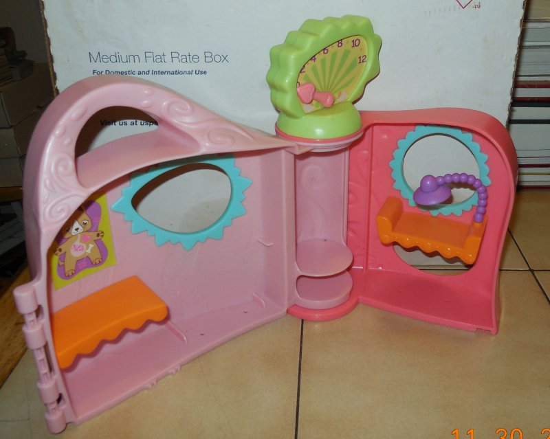 Image 1 of LITTLEST PET SHOP GET BETTER CENTER HOUSE VET CLINIC HOSPITAL PLAYSET