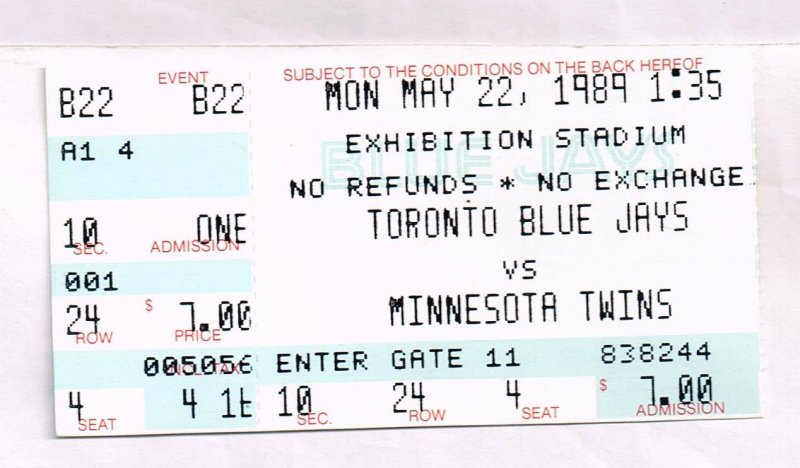 Front view of a 1989 Toronto Blue Jays versus Minnesota Twins regular season game ticket stub from Exhibition Stadium dated May 22, 1989.