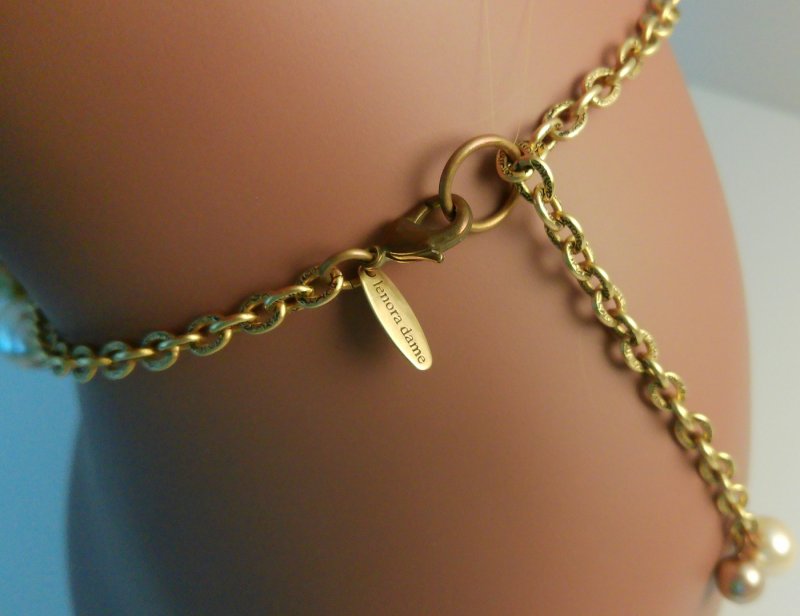 Image 9 of Lenora Dame Chunky Pearl Necklace Gold Tone 16