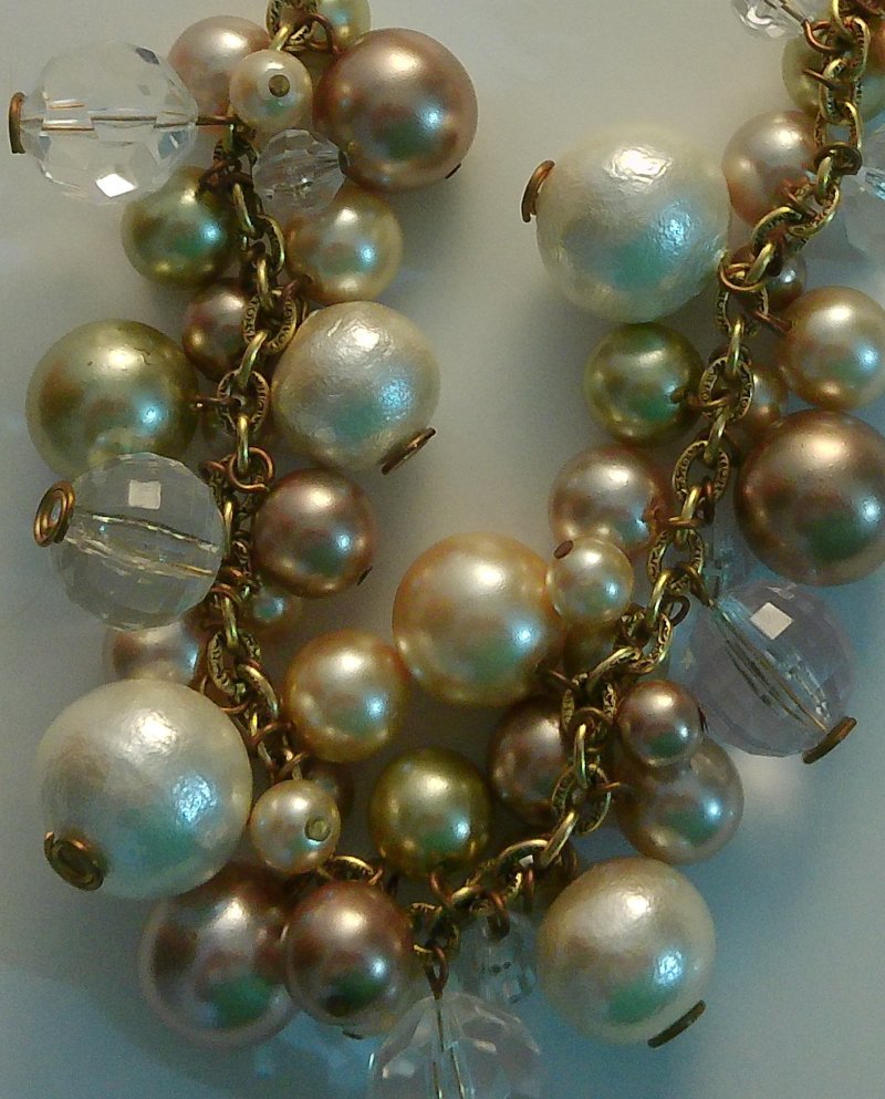 Image 3 of Lenora Dame Chunky Pearl Necklace Gold Tone 16