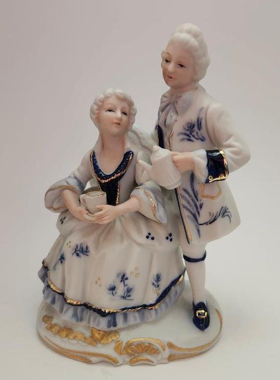 Victorian Porcelain Colonial Figurine Romantic Couple Pitcher Teacup Blue White