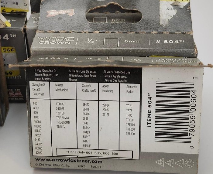 Image 1 of Lot Wide Crown Staples 1/4