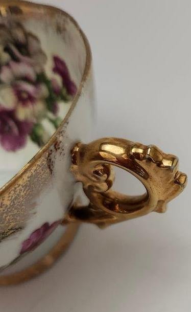 Image 3 of Vintage Tilso Teacup 3191 Floral Cup Purple Flowers Gold Gilt Footed Pearlescent