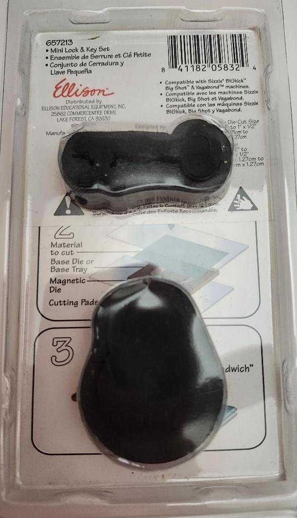 Image 1 of Jim Holtz Alterations Movers Shapers Mini Lock Key Set Scrapbooking Paper Crafts