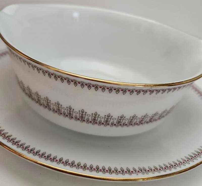 Image 1 of Retired Noritake Nina 6667 Gravy Boat with Underplate Attached Vintage