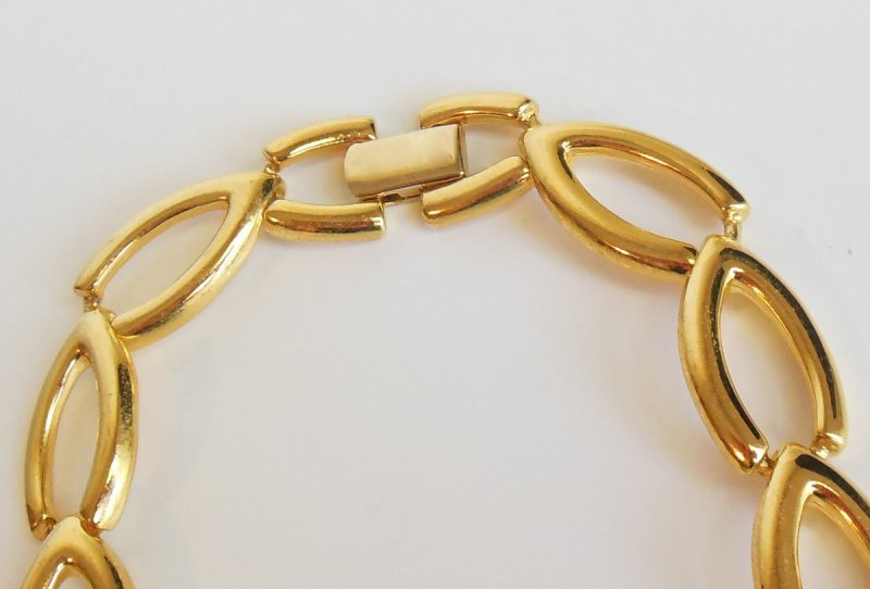 Image 2 of Vintage Napier Necklace Enamel Jade Green Linked Chain Gold Tone Designer Signed
